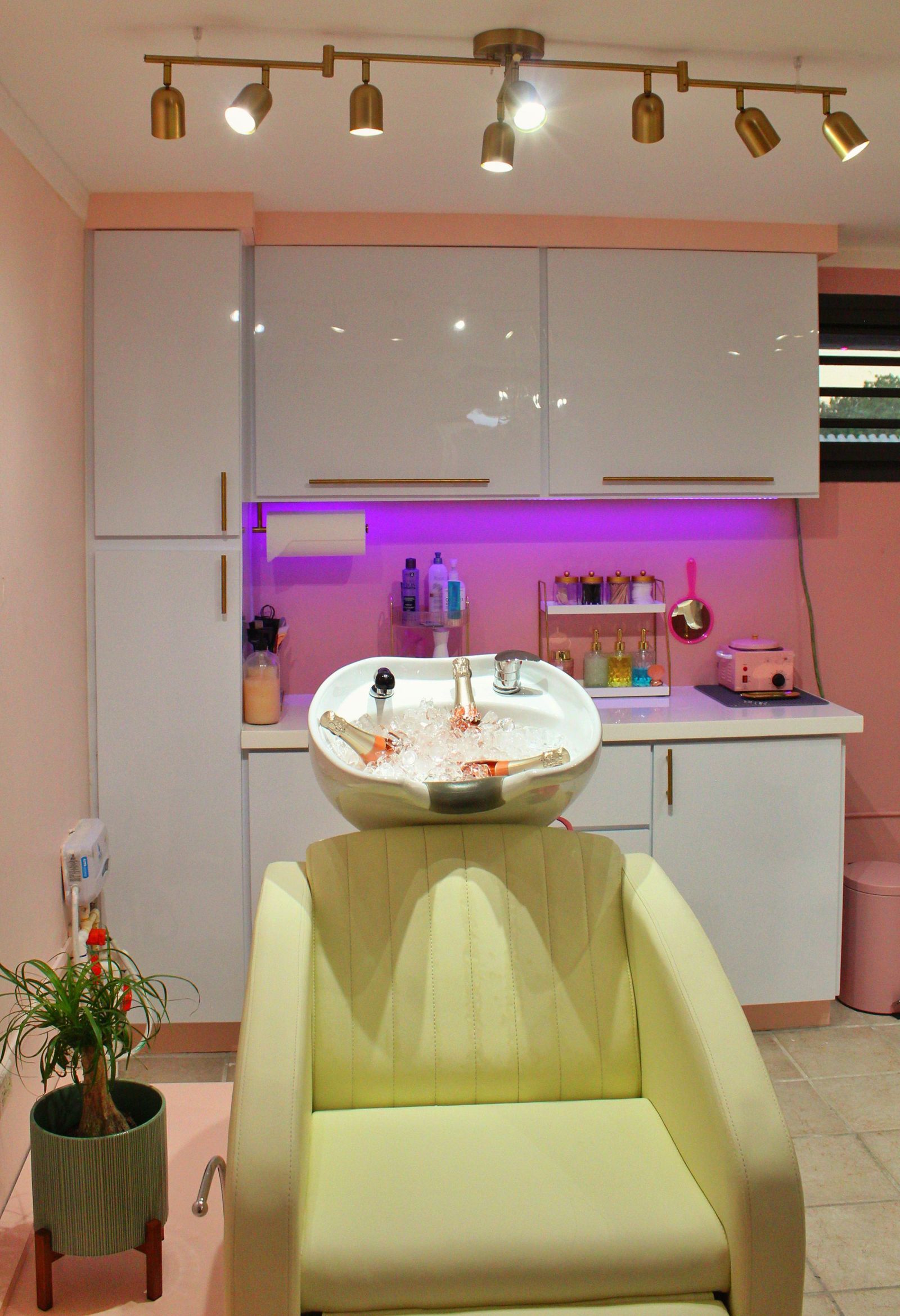 Klassy Salon